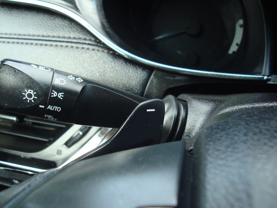 2016 Toyota Avalon 4dr Sdn XLE Premium (Natl) photo