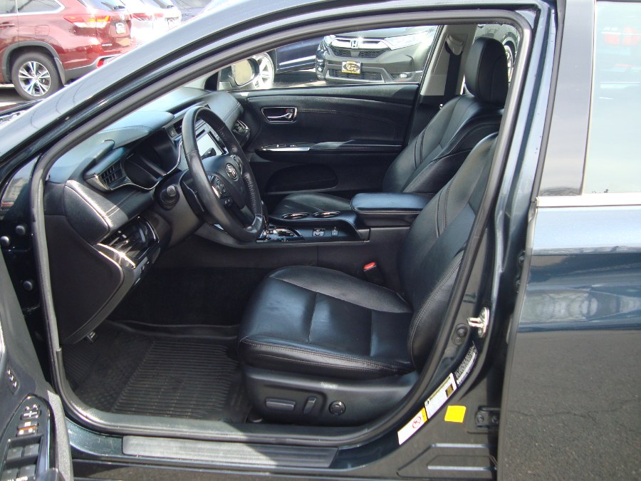 2016 Toyota Avalon 4dr Sdn XLE Premium (Natl) photo