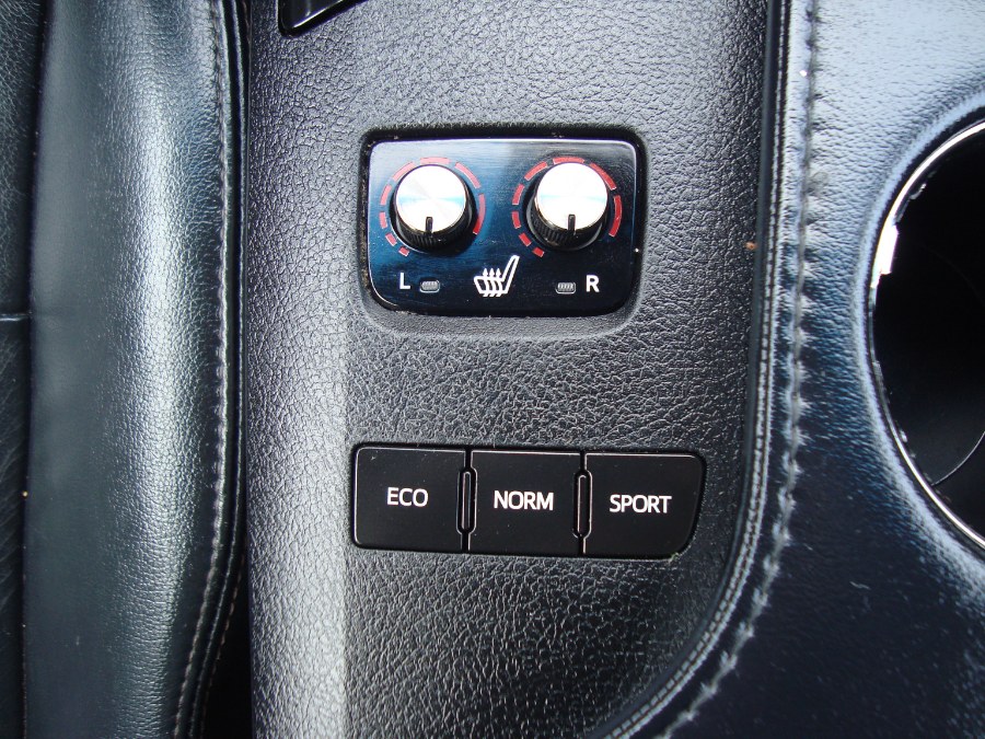 2016 Toyota Avalon 4dr Sdn XLE Premium (Natl) photo
