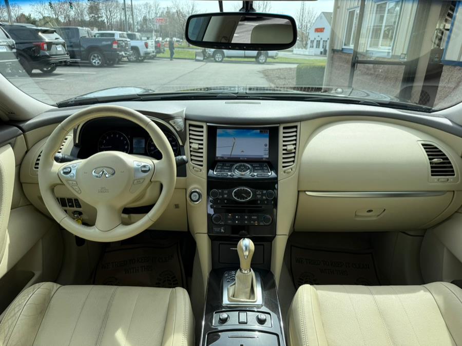 2016 Infiniti QX70 AWD 4dr photo