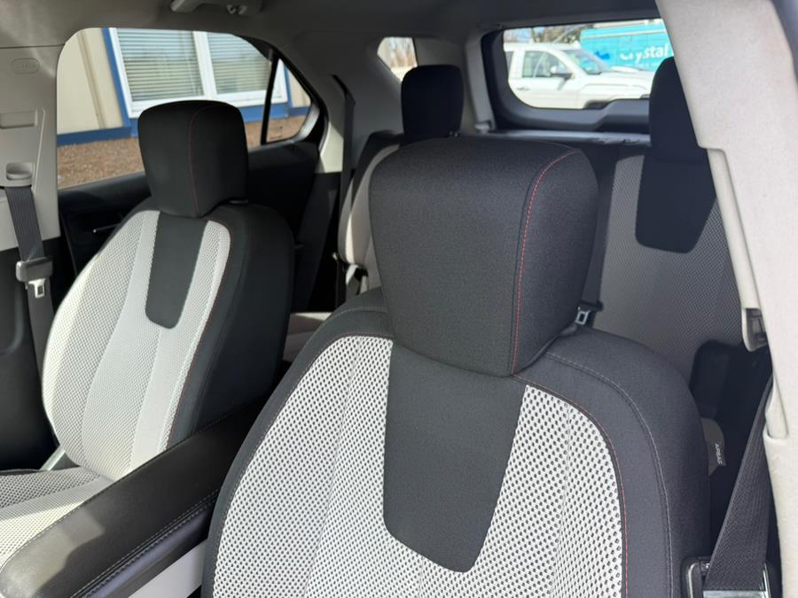2016 Chevrolet Equinox FWD 4dr LT photo