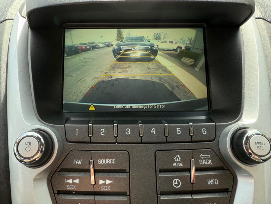 2016 Chevrolet Equinox FWD 4dr LT photo
