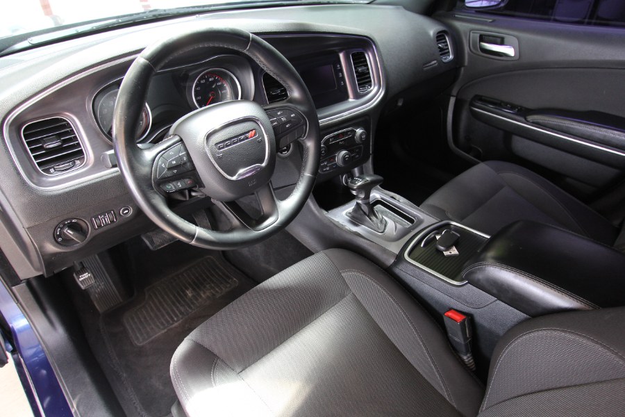 2015 Dodge Charger 4dr Sdn SE RWD photo