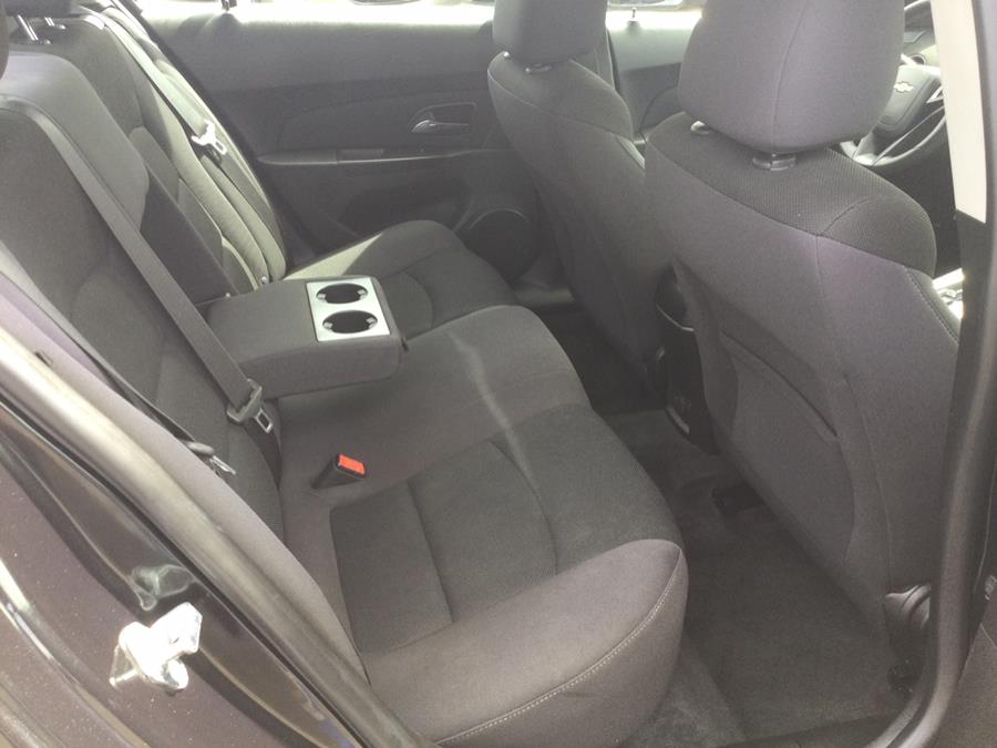 2015 Chevrolet Cruze 4dr Sdn Auto 1LT photo