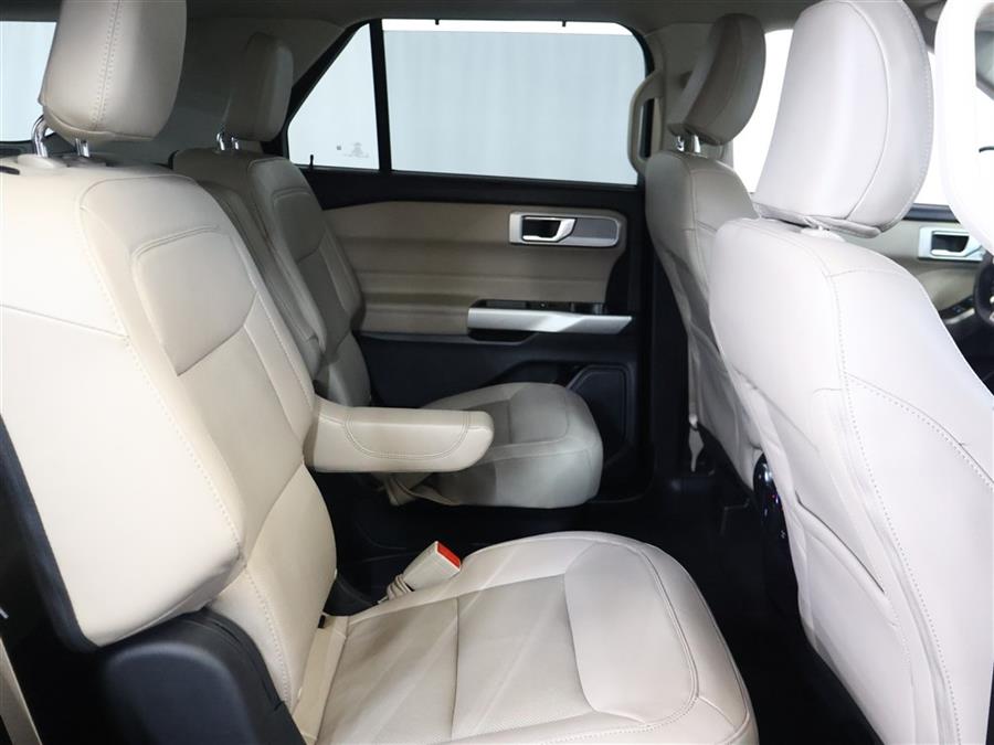 2021 Ford Explorer LIMITED photo