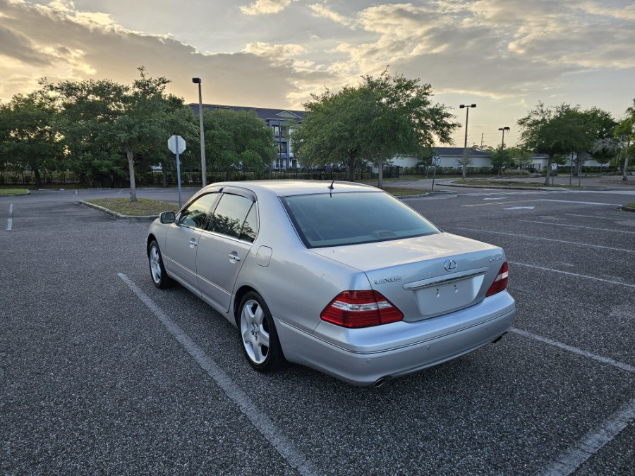 2005 Lexus LS 430 photo