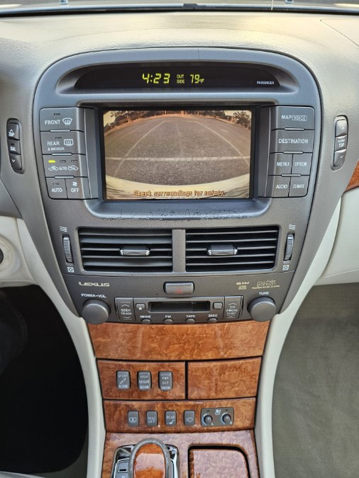 2005 Lexus LS 430 photo