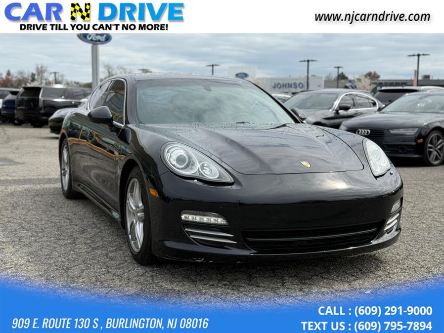 2011 Porsche Panamera 4S photo