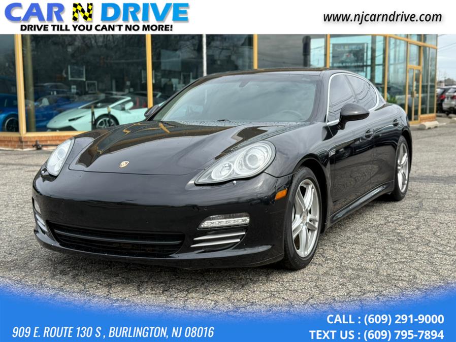 2011 Porsche Panamera 4S photo