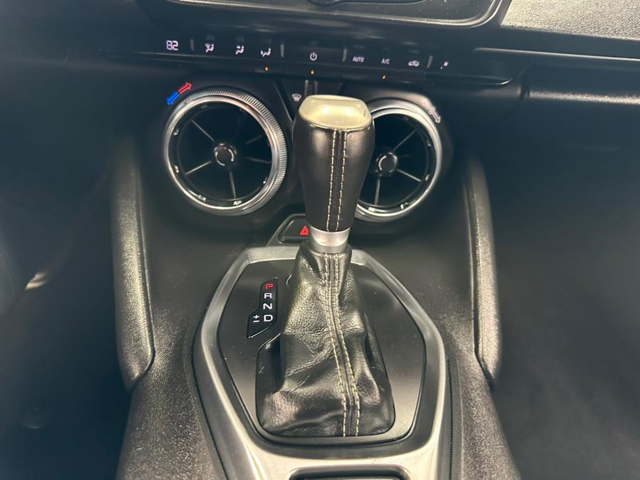 2017 Chevrolet Camaro 2dr Cpe 1LT photo