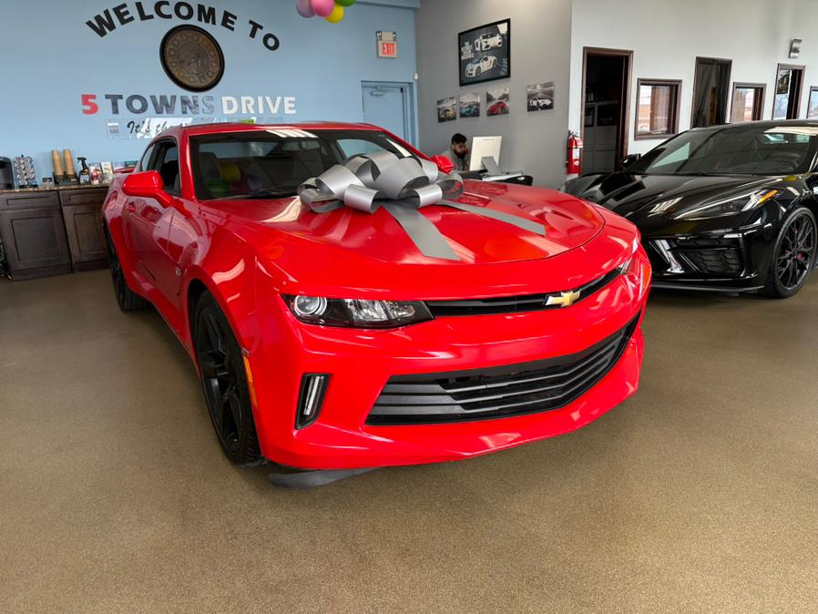2017 Chevrolet Camaro 2dr Cpe 1LT photo