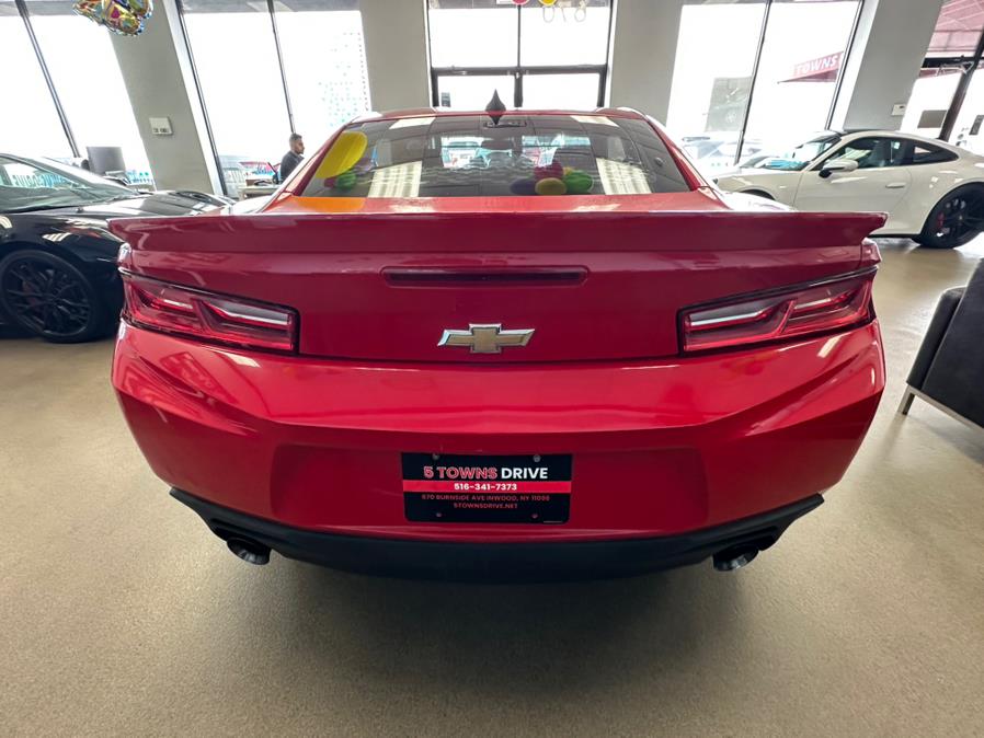 2017 Chevrolet Camaro 2dr Cpe 1LT photo