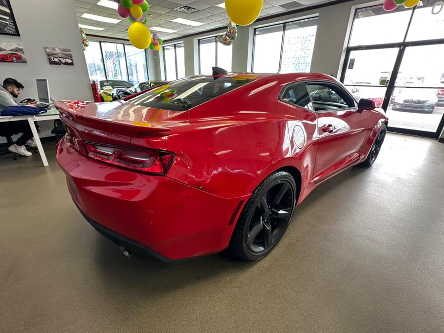 2017 Chevrolet Camaro 2dr Cpe 1LT photo