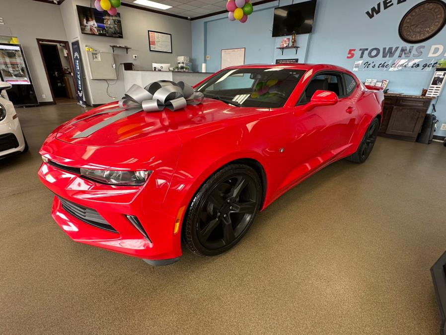 2017 Chevrolet Camaro 2dr Cpe 1LT photo