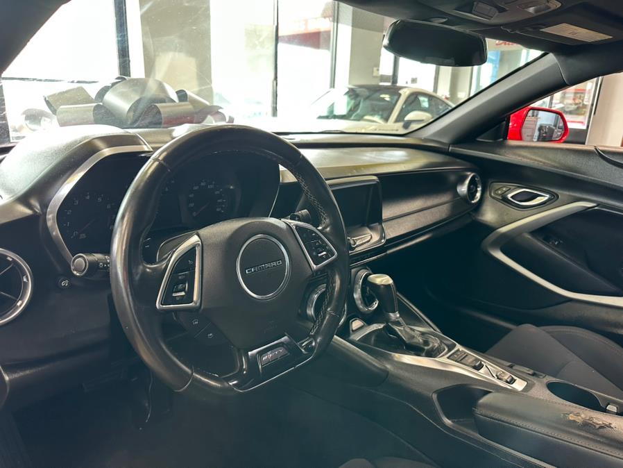 2017 Chevrolet Camaro 2dr Cpe 1LT photo