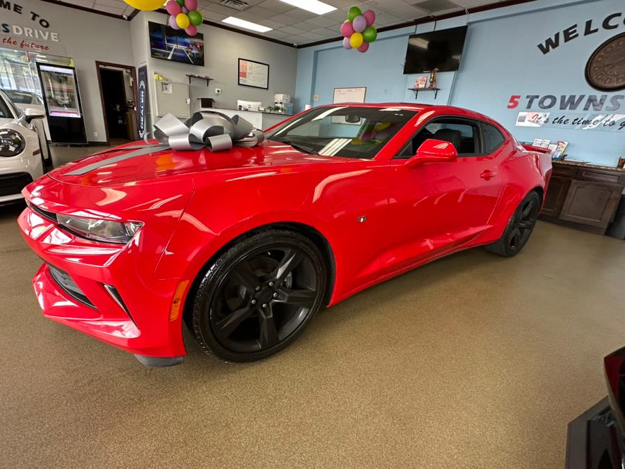 2017 Chevrolet Camaro 2dr Cpe 1LT photo