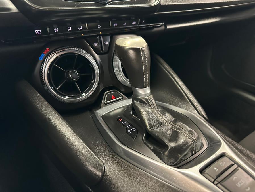 2017 Chevrolet Camaro 2dr Cpe 1LT photo