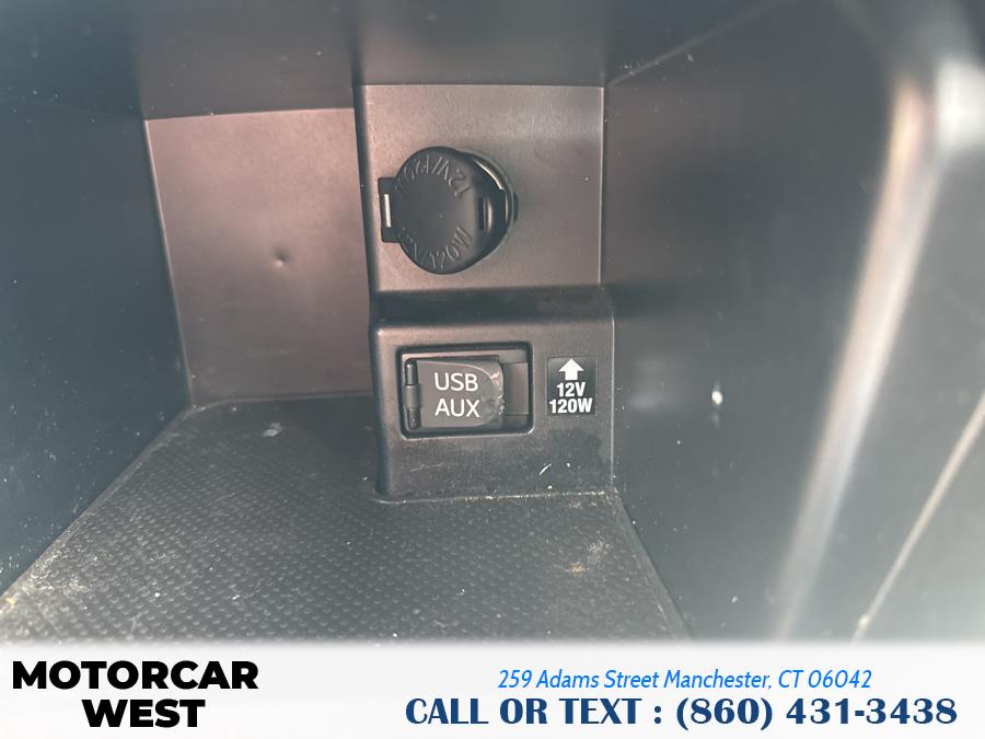 2013 Toyota Camry L photo