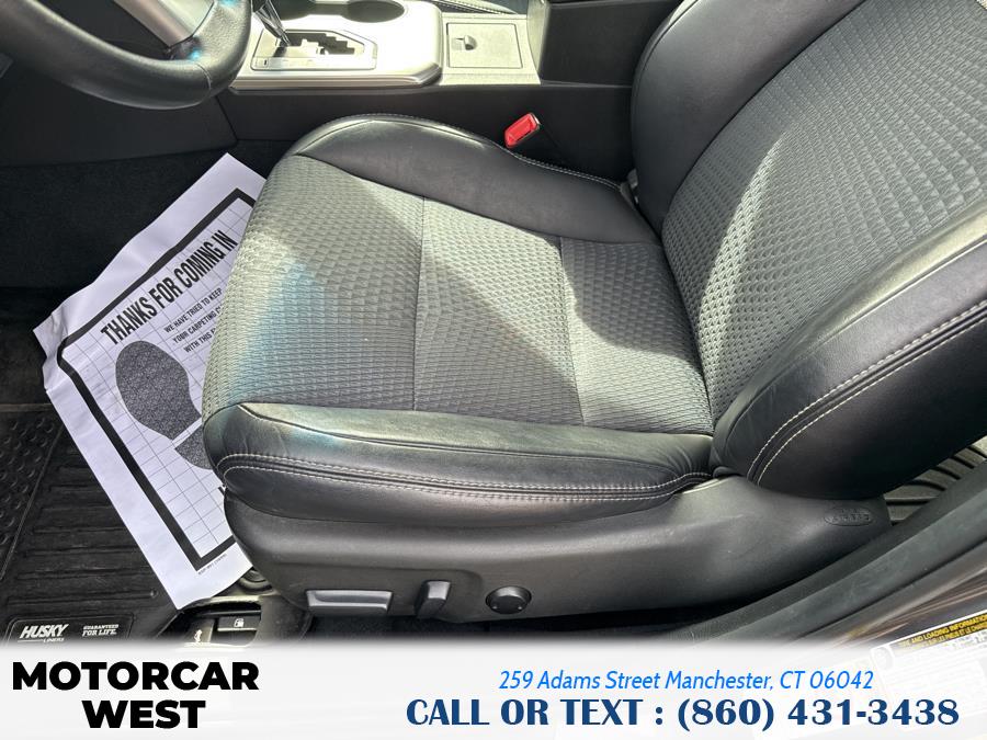 2013 Toyota Camry L photo