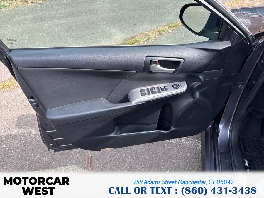 2013 Toyota Camry L photo