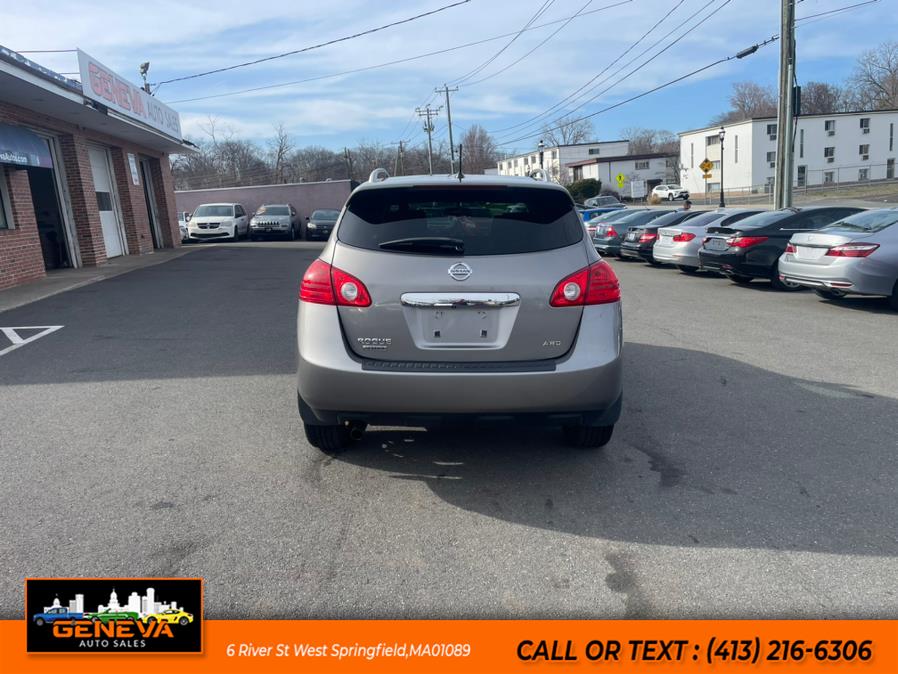 2015 Nissan Rogue Select AWD 4dr S photo