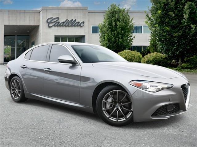 2020 Alfa Romeo Giulia photo