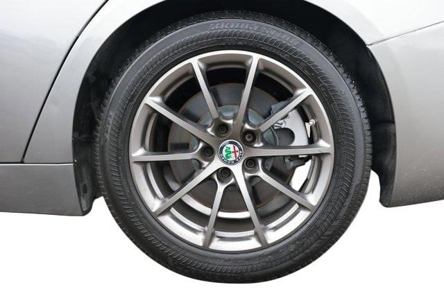 2020 Alfa Romeo Giulia photo