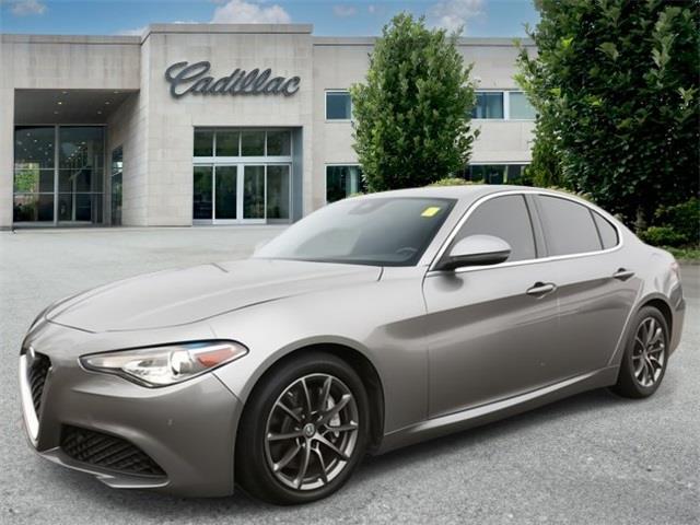 2020 Alfa Romeo Giulia photo