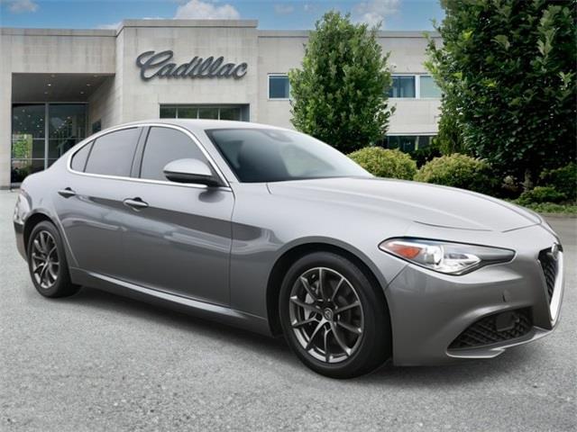 2020 Alfa Romeo Giulia photo