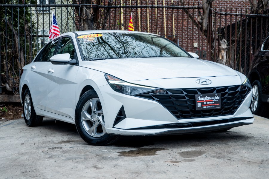 2021 Hyundai Elantra SE IVT *Ltd Avail* photo