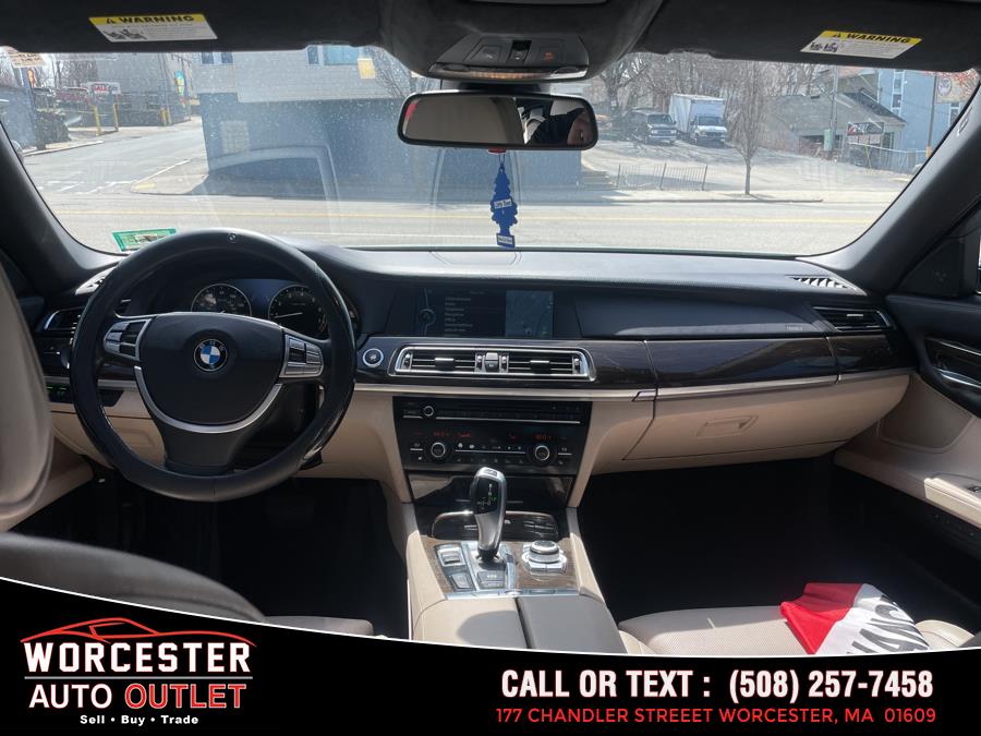 2011 BMW MDX ActiveHybrid 750Li photo