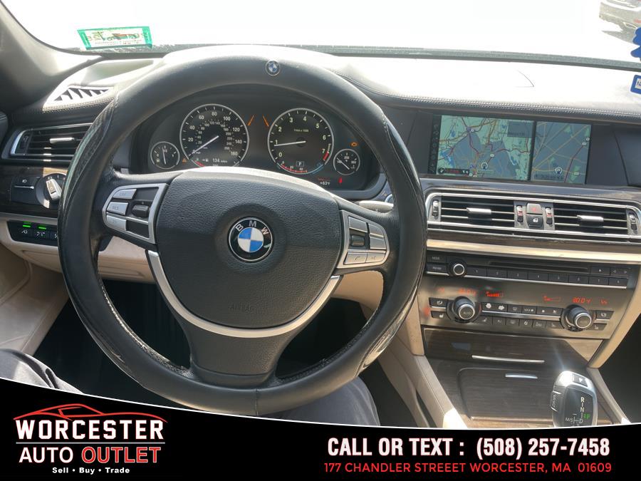 2011 BMW MDX ActiveHybrid 750Li photo