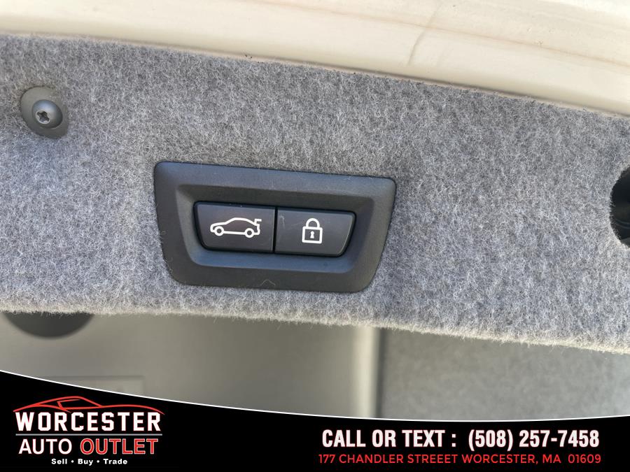 2011 BMW MDX ActiveHybrid 750Li photo