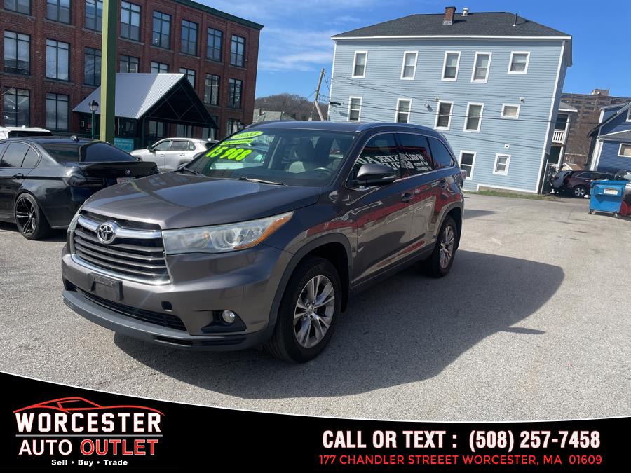 2015 Toyota Highlander AWD 4dr V6 XLE (Natl) photo