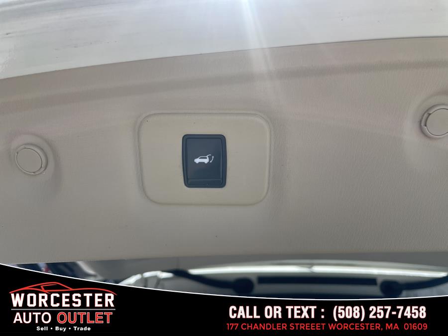 2013 Infiniti JX35 photo