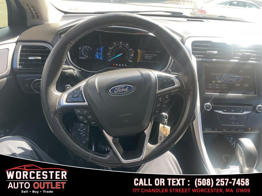 2013 Ford Fusion SE photo