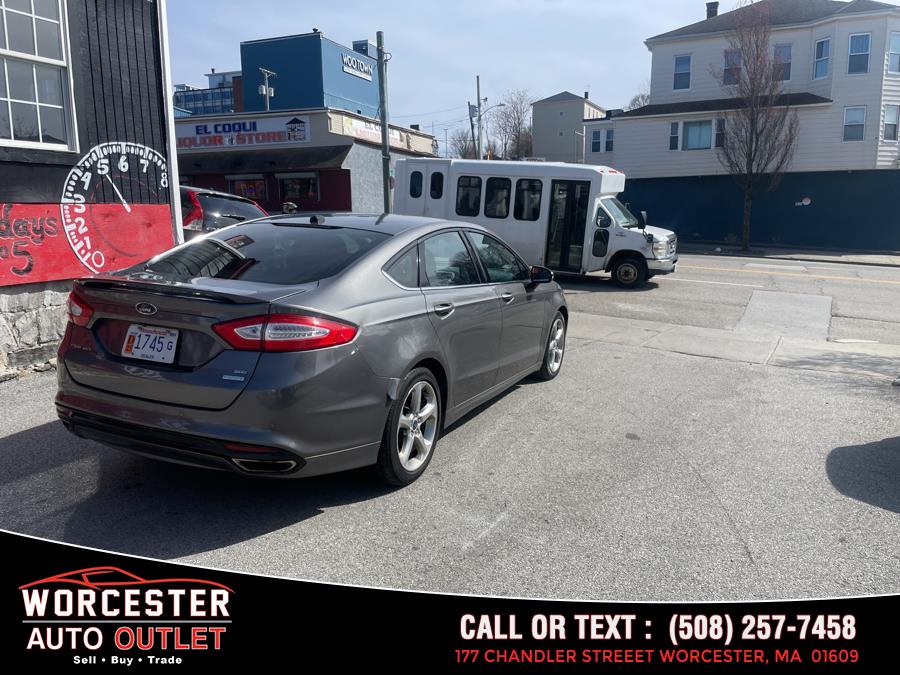 2013 Ford Fusion SE photo