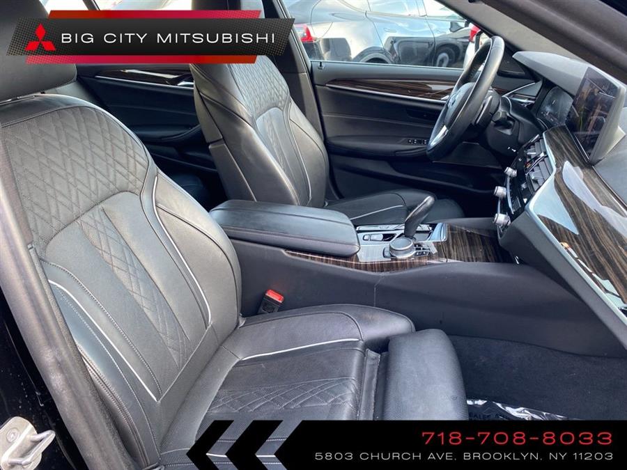 2021 BMW 5-Series 530i xDrive photo
