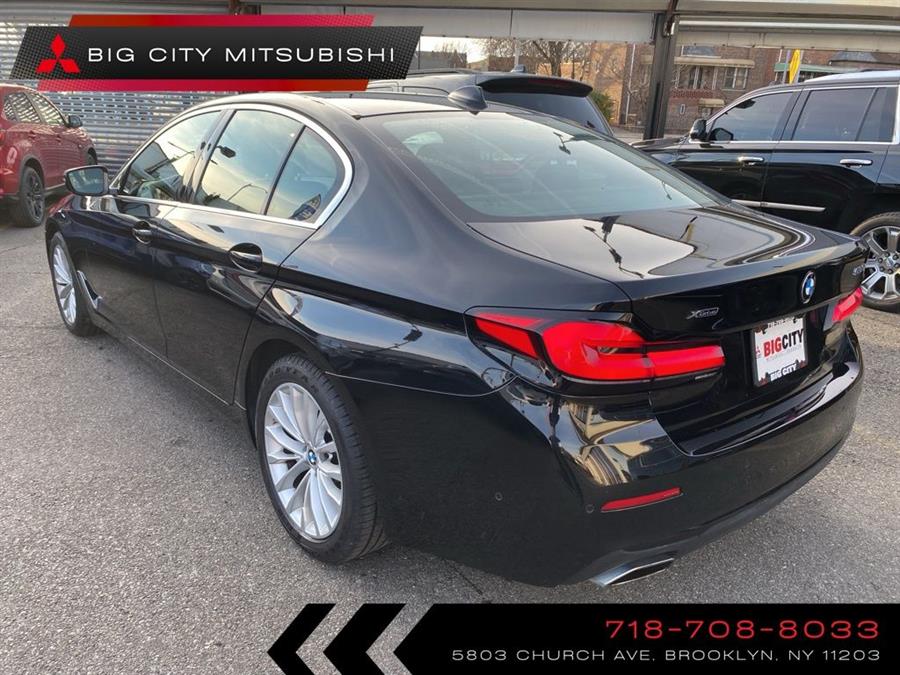 2021 BMW 5-Series 530i xDrive photo