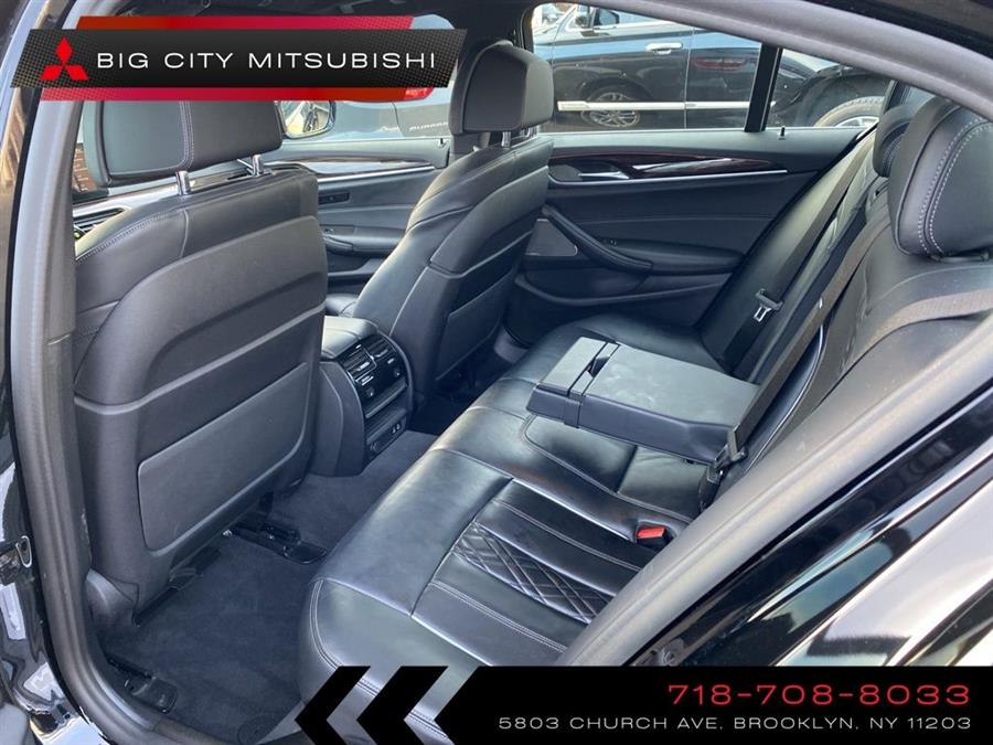 2021 BMW 5-Series 530i xDrive photo