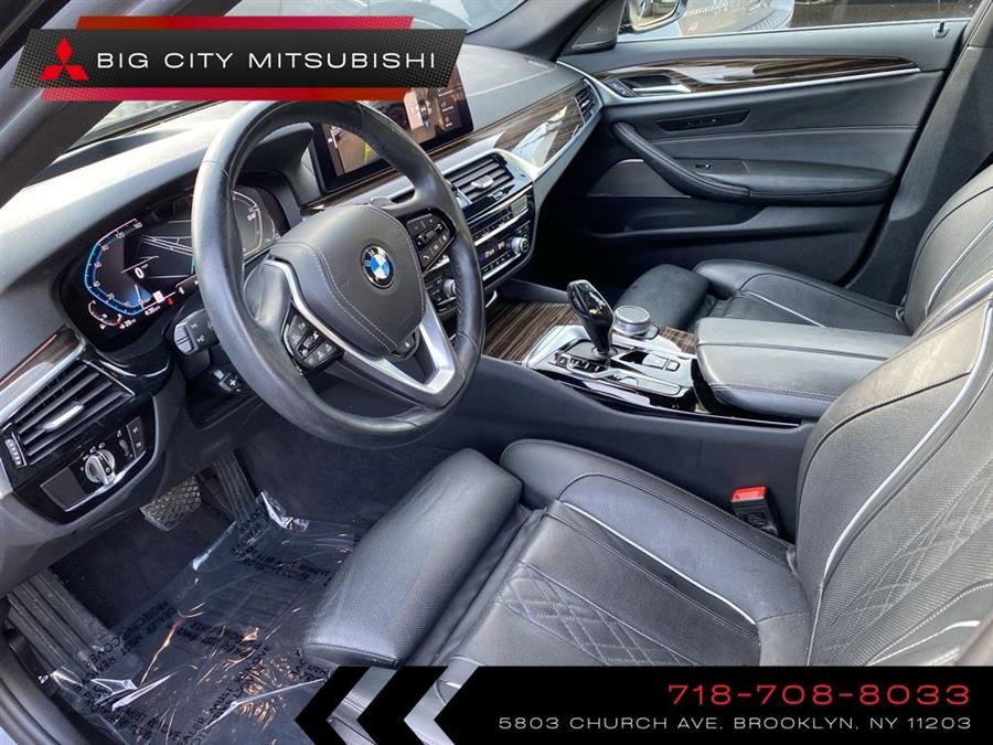 2021 BMW 5-Series 530i xDrive photo