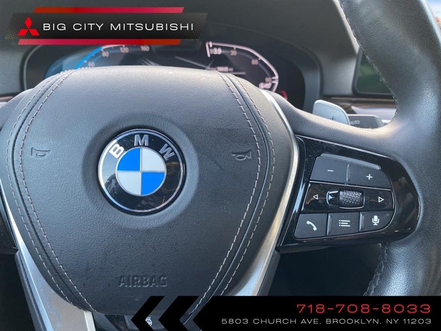 2021 BMW 5-Series 530i xDrive photo