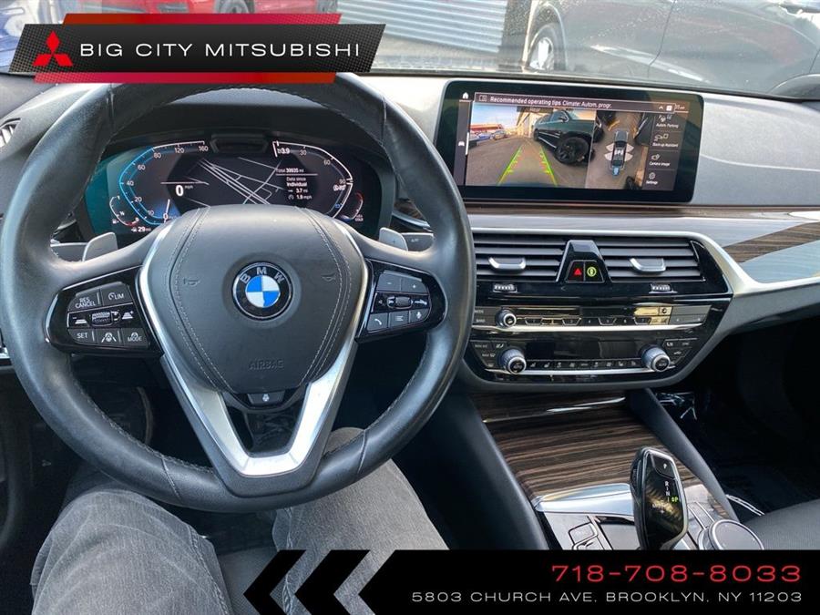 2021 BMW 5-Series 530i xDrive photo