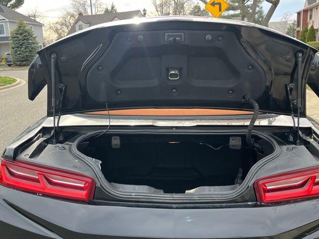 2017 Chevrolet Camaro 2LT photo