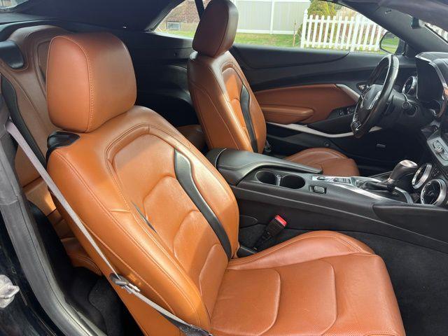 2017 Chevrolet Camaro 2LT photo