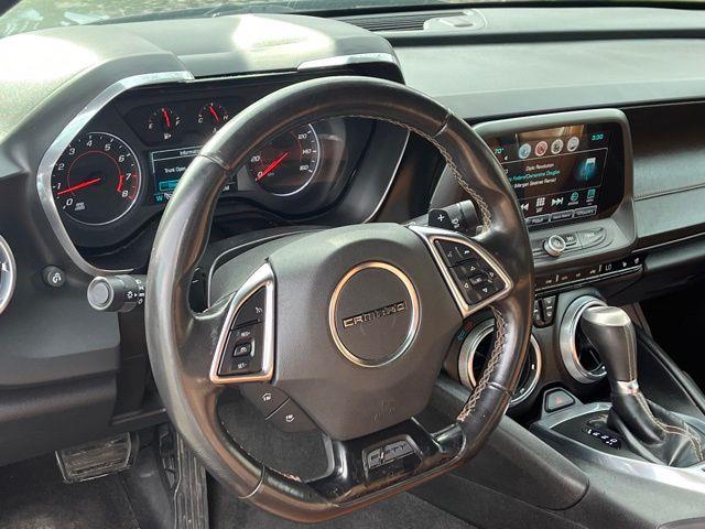 2017 Chevrolet Camaro 2LT photo