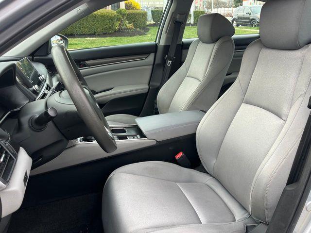 2019 Honda Accord LX photo