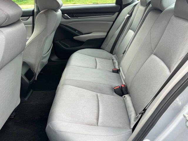2019 Honda Accord LX photo