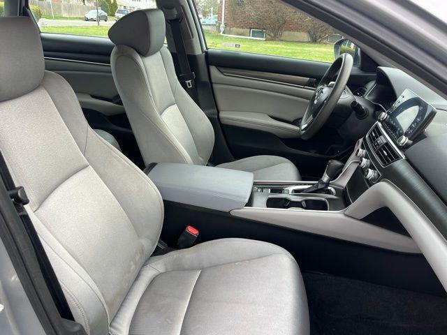 2019 Honda Accord LX photo