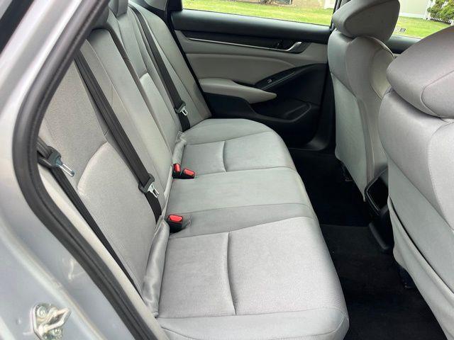 2019 Honda Accord LX photo